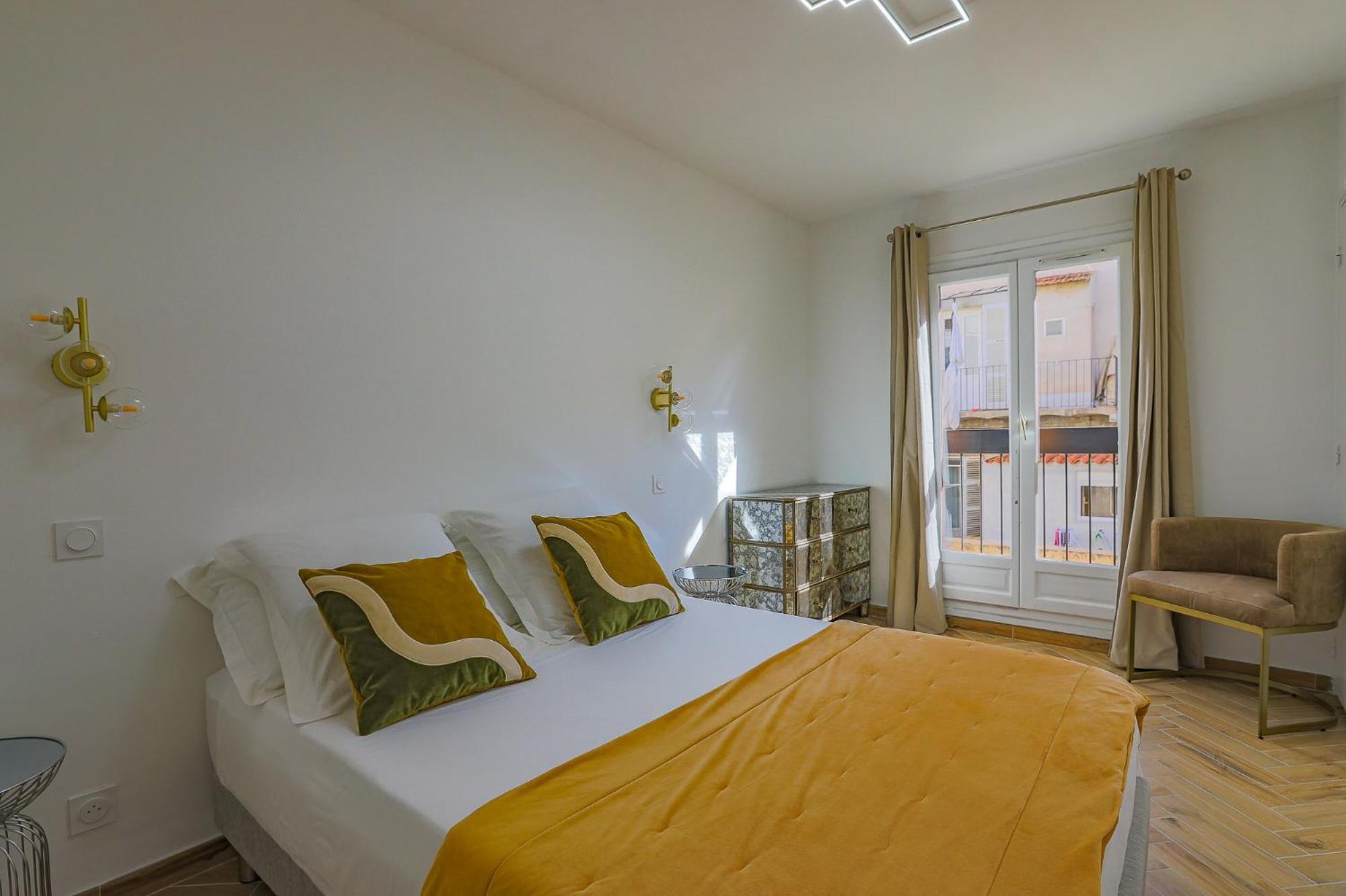 Casa Isulana-Standing-Hyper Centre Apartment LʼÎle-Rousse Екстериор снимка